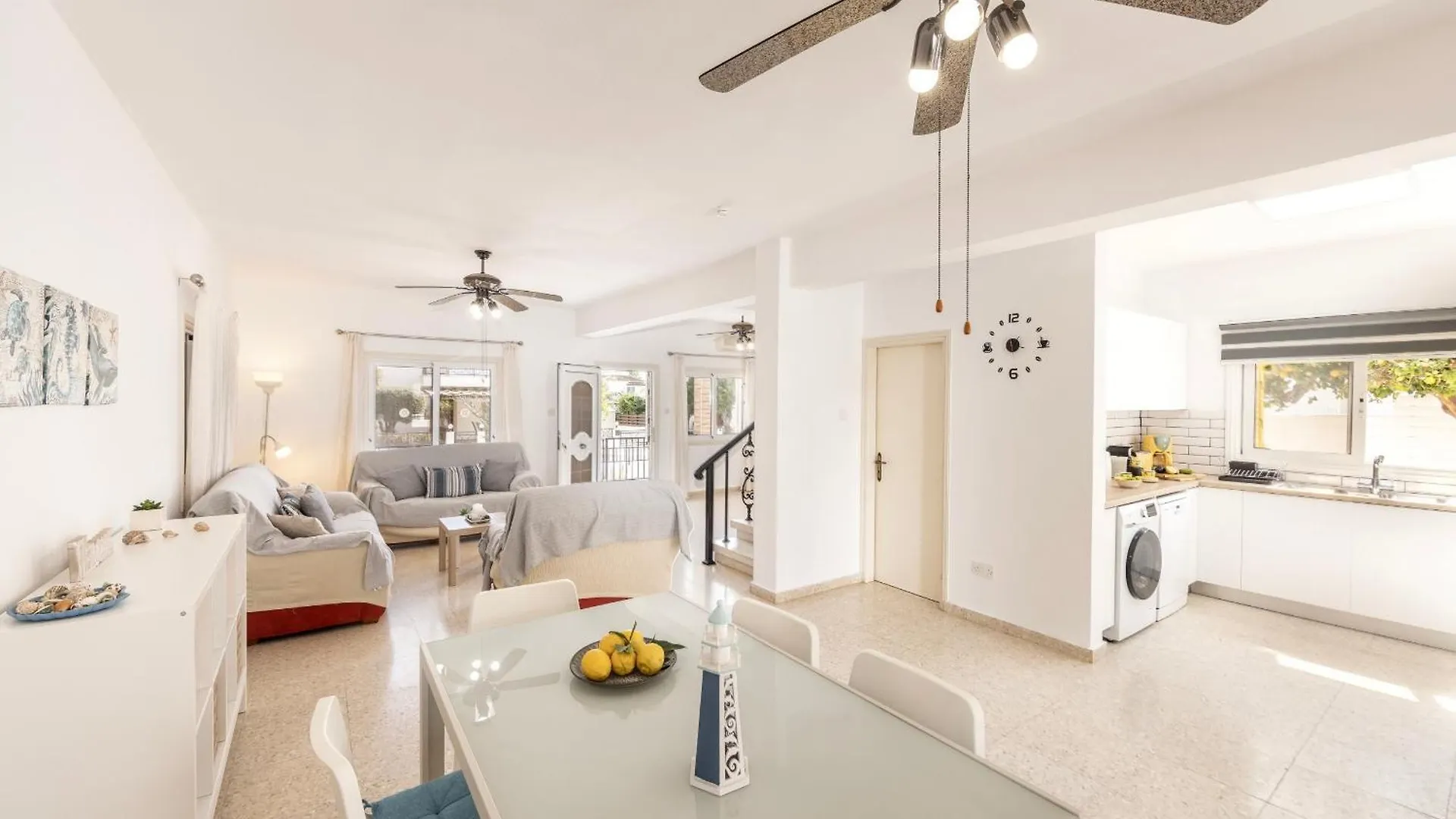 Ayia Thekla Sea Breeze Villa 圣纳帕